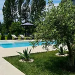 Lusso * 莫斯塔尔