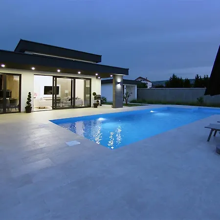 Villa Lusso