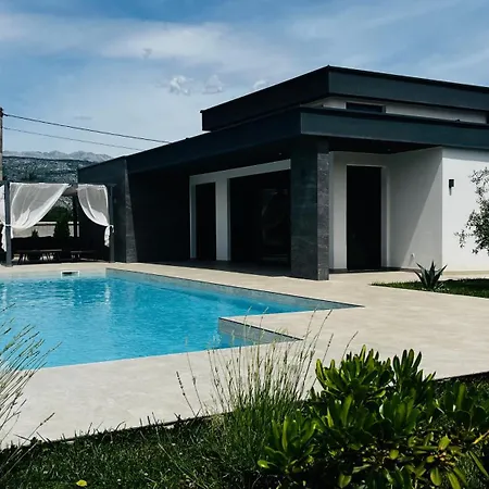 Villa Lusso