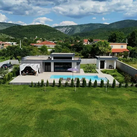 Lusso Mostar